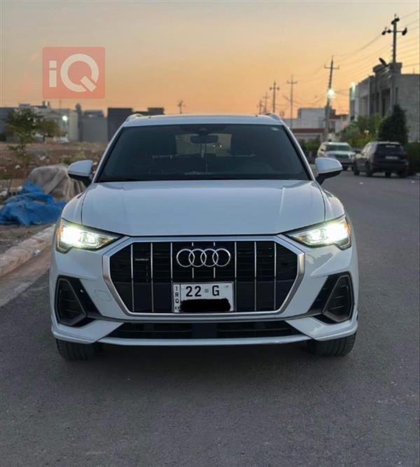Audi Q3 2022 for sale in Iraq - Erbil